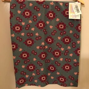 NWT XS Lularoe cassie skirt- red Aztec embroidery